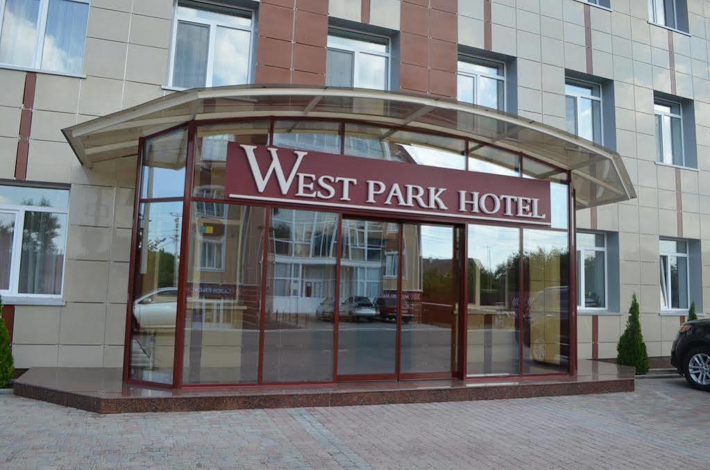 West Park Hotel Sofiivska Borshchahivka Exterior photo